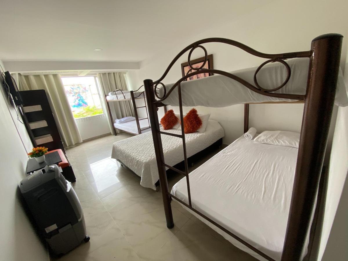 Hotel Lleras Premium #1 Medellin Ngoại thất bức ảnh