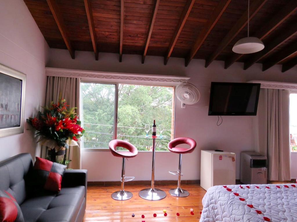Hotel Lleras Premium #1 Medellin Ngoại thất bức ảnh