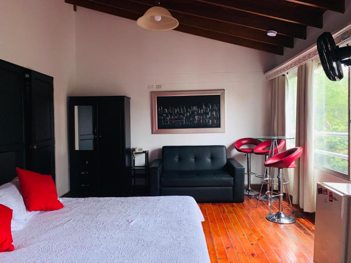 Hotel Lleras Premium #1 Medellin Ngoại thất bức ảnh