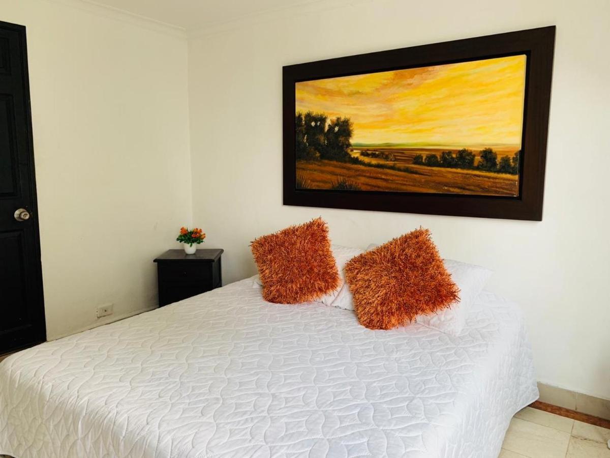 Hotel Lleras Premium #1 Medellin Ngoại thất bức ảnh