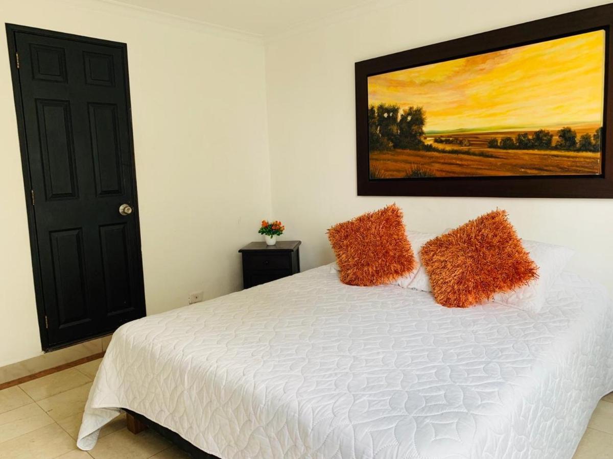 Hotel Lleras Premium #1 Medellin Ngoại thất bức ảnh