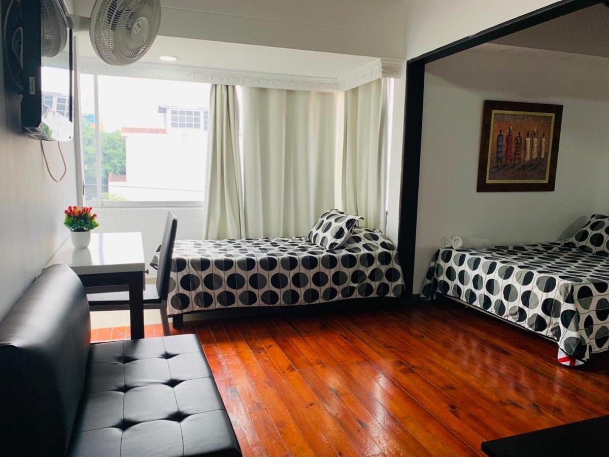 Hotel Lleras Premium #1 Medellin Ngoại thất bức ảnh
